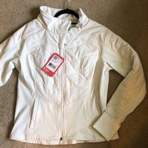 NWT North Face Women’s Pseudio Moto Jacket Large